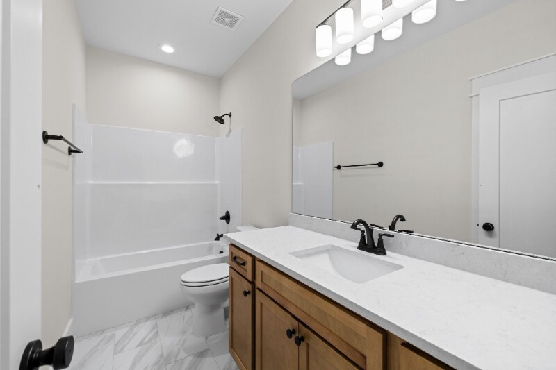 Building Photo - 2026 Grace Johns Cir