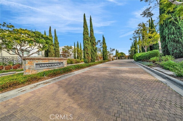 Building Photo - 5450 Strand