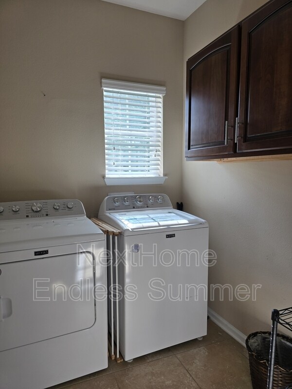 Building Photo - 1571 Tawny Marsh Ct