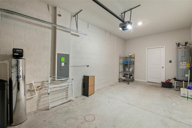 Building Photo - 5489 Elmview Xing