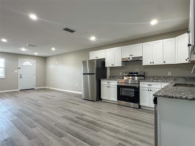 Building Photo - 216 Smith Cir