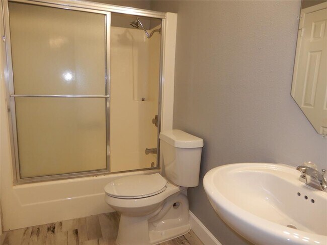 Building Photo - 26612 Quail Ct