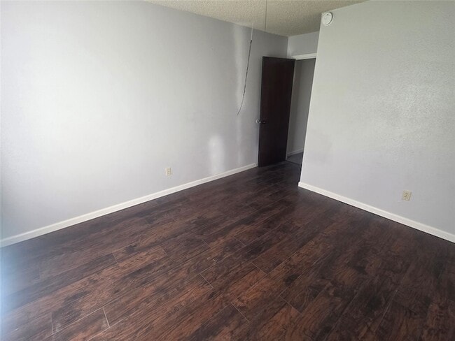 Building Photo - 11119 Sageburrow Dr