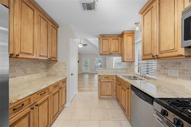 Building Photo - 2608 Water Well Ln