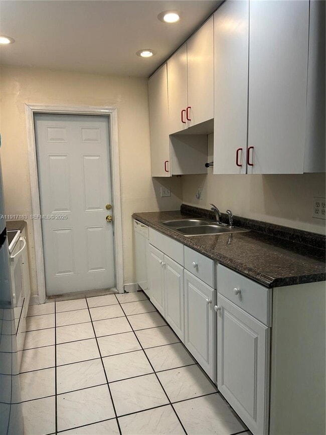 Building Photo - 2355 NW 120th Ln