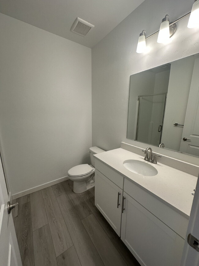 Building Photo - Brand New 4 Bed 3 Bath home!