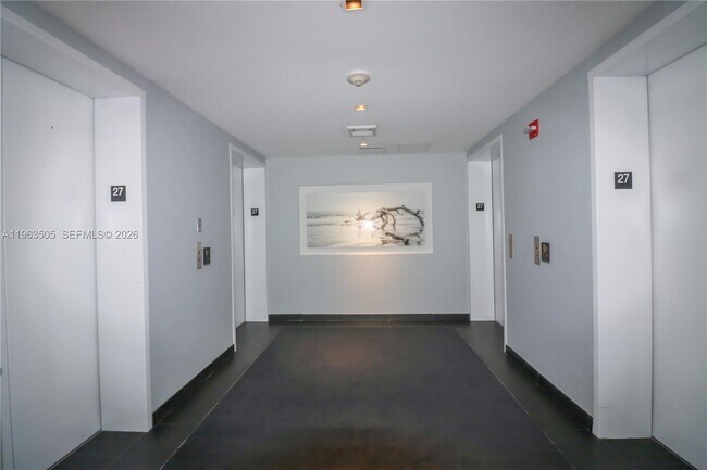 Building Photo - 335 S Biscayne Blvd