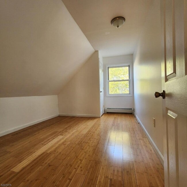 Building Photo - 316 Summer Ave