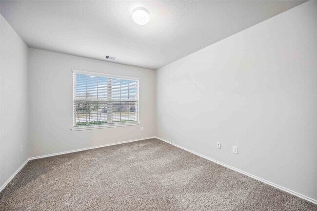 Building Photo - 5627 Rainflower Terrace Ln