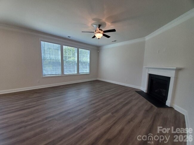 Building Photo - 3013 Lydney Cir