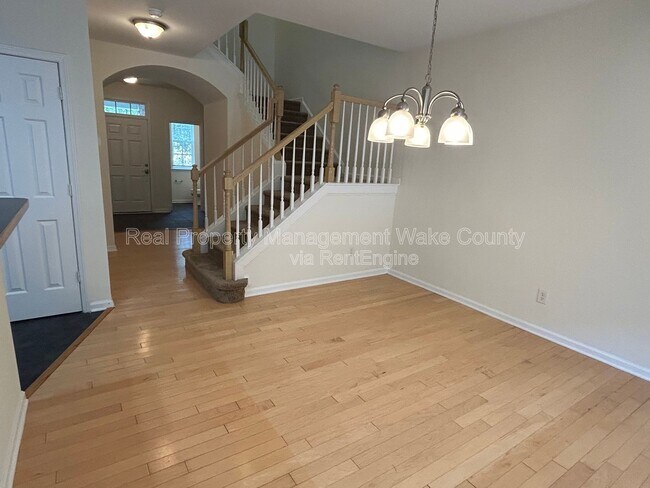 Building Photo - 119 Longchamp Ln