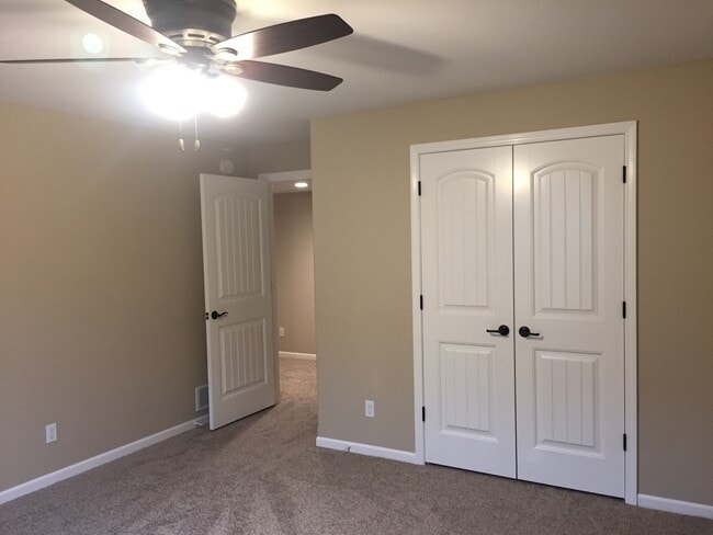 Building Photo - 4Bed/3Bath, House, Quiet Subdivision!