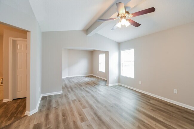 Building Photo - 2549 Fox Hill Ln