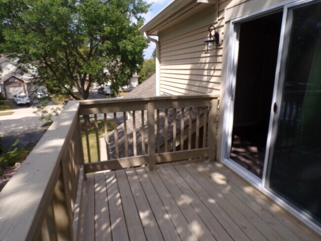 Building Photo - 1053 Woodhill Ct