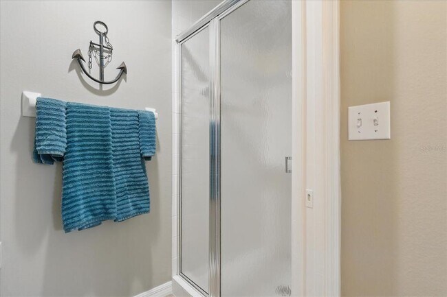 Building Photo - 9320 Clubside Cir
