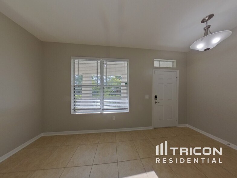 Building Photo - 405 Grassy Key Way