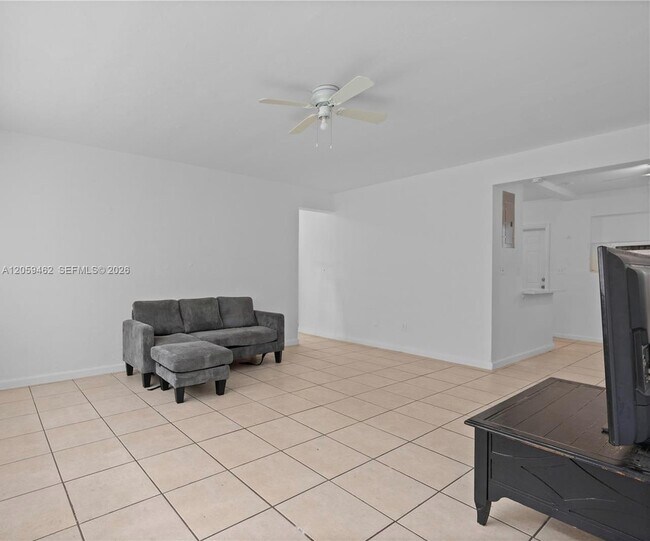 Building Photo - 744 85th St