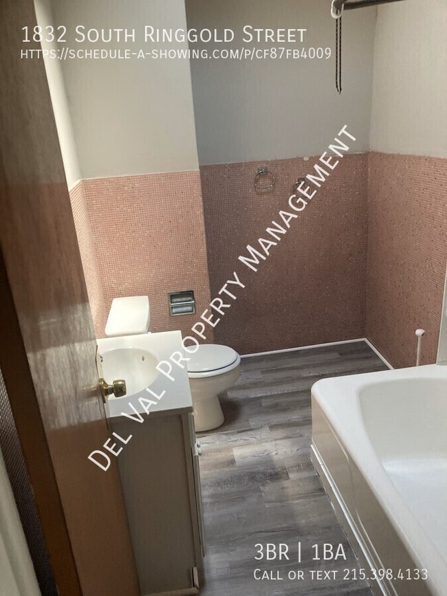 Building Photo - 1832 S Ringgold St