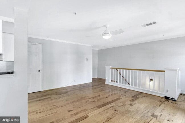 Building Photo - 5716 Chapman Mill Dr