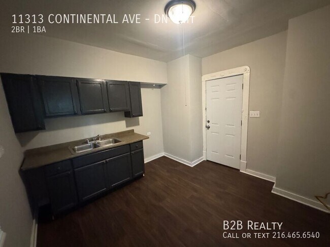 Building Photo - 11313 Continental Ave