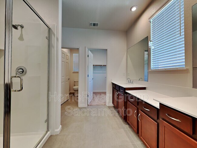 Building Photo - 1169 Knox Way