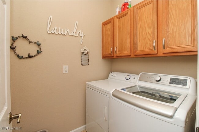 Building Photo - 6657 Alden Woods Cir