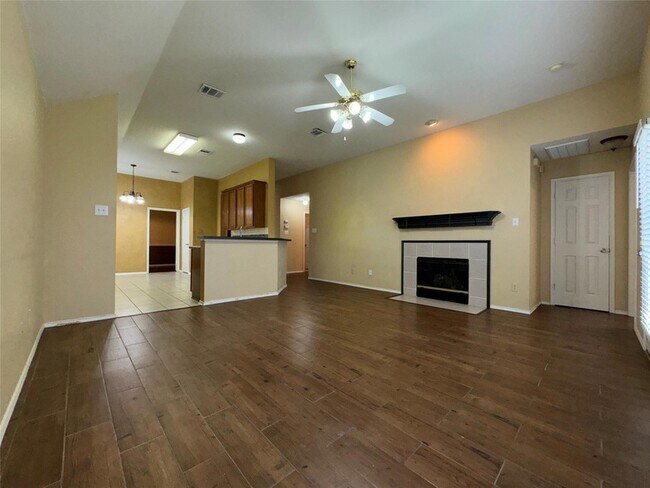 Building Photo - 9602 Glenshee Drive