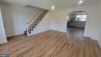 Building Photo - 2129 Longshore Ave