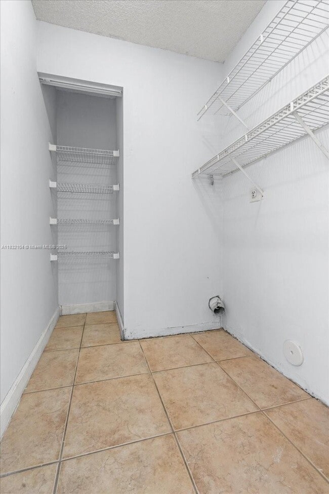 Building Photo - 21462 SW 88th Pl