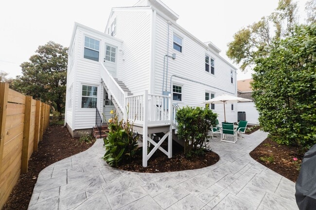 Building Photo - COMPLETELY RENOVATED 5BR/2.5BA with Office - North End Property with Garage