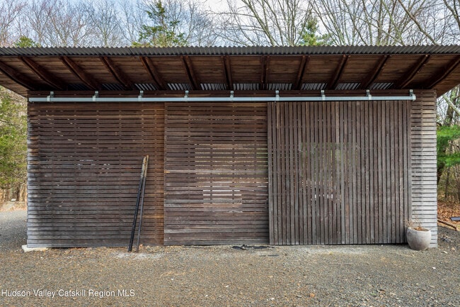 Building Photo - 94 Cherry Hill Rd