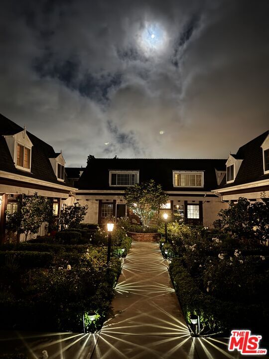 Building Photo - 8130 Redlands St