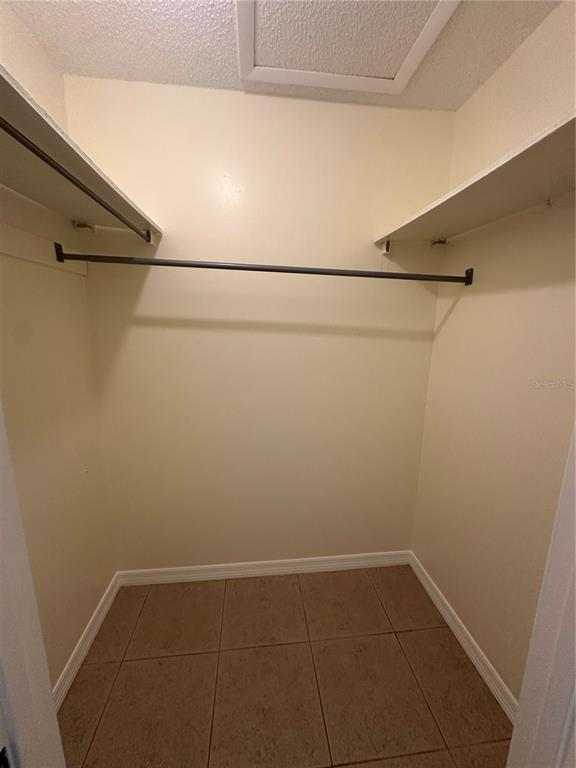 Building Photo - 7405 Willow Wisp Dr E
