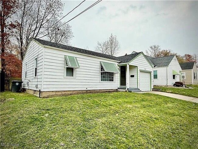 Building Photo - 1163 Greenwood Ave