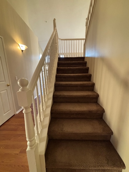 Building Photo - 10463 Graham Ct