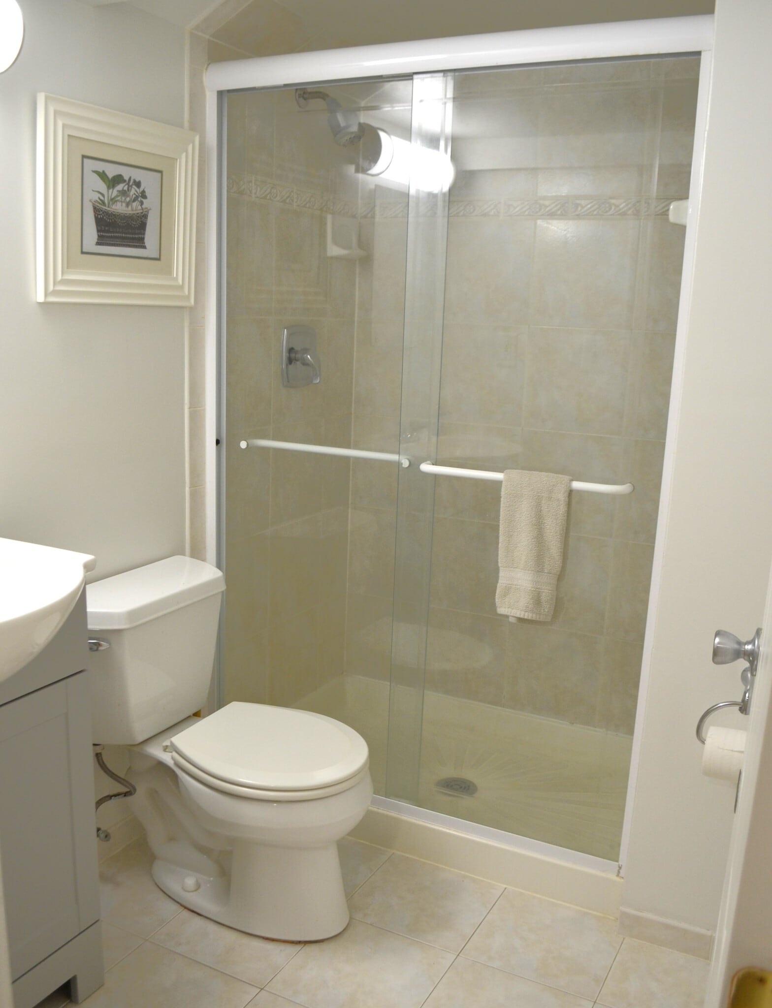 Full bath in basement - 45 Emerson Rd