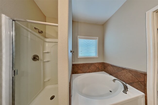 Building Photo - 5019 Westwood Pines Dr