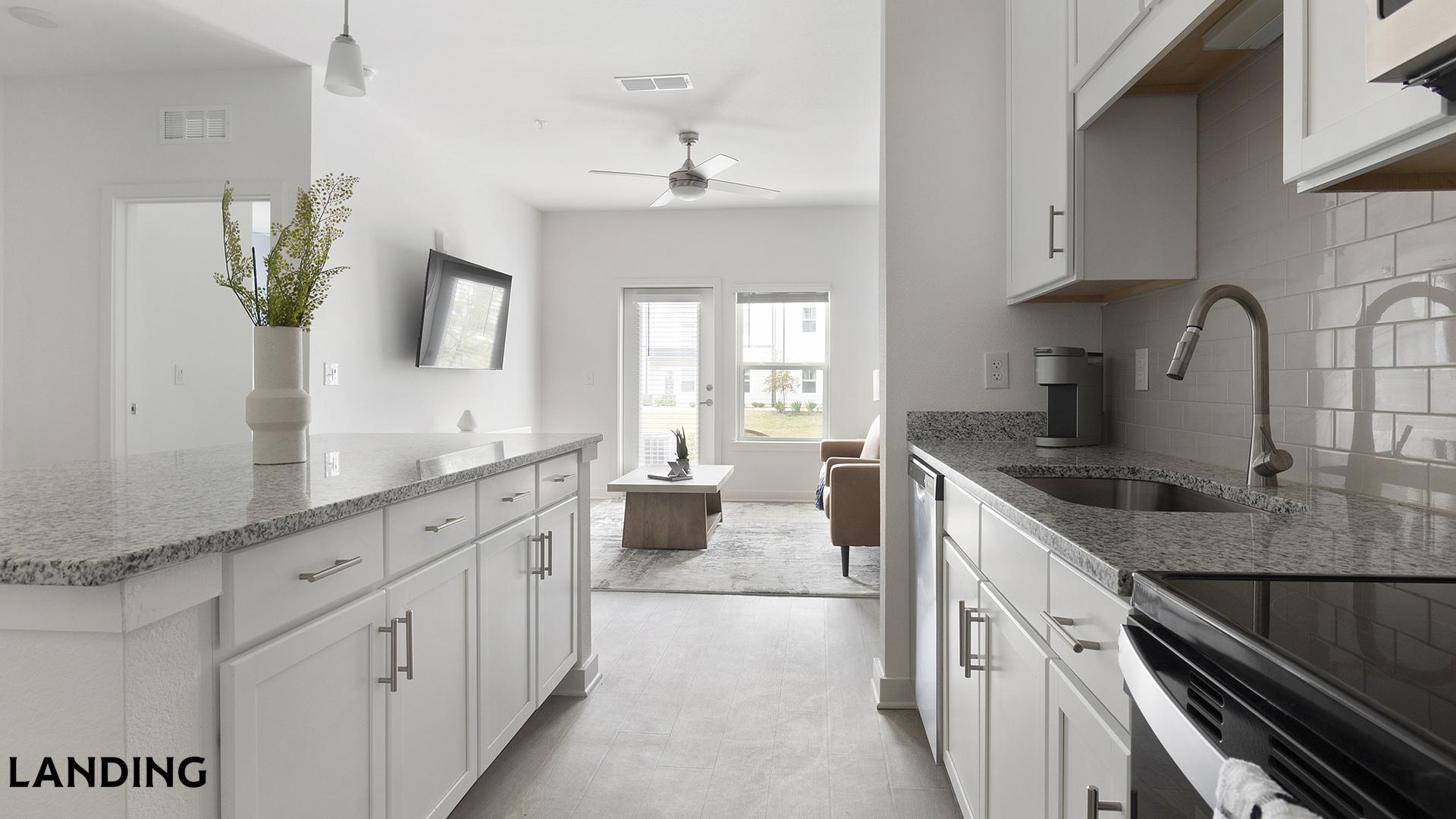 Building Photo - 12525 Tibbets Ln