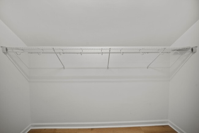 Building Photo - 3 Bedroom 2 Full Bath Home For Rent near Post!