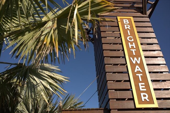 Building Photo - 8808 Cascade Price Cir