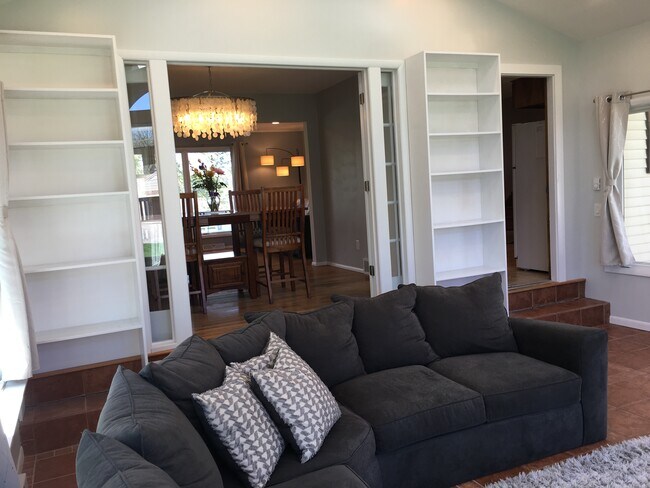 Sunroom - 711 Winter Ave