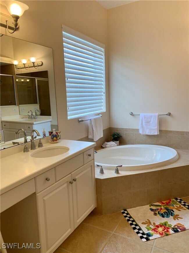 Building Photo - 3910 Jasmine Lake Cir