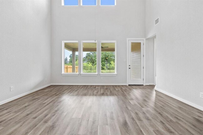 Building Photo - 144 Alicante Ln