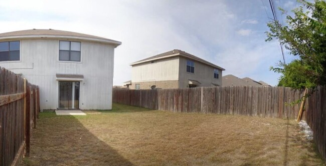 Building Photo - 360 Virtual Tour Available
