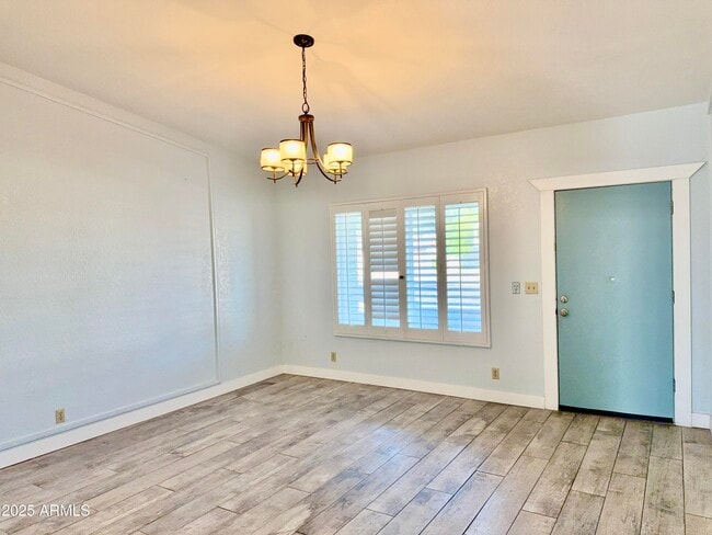 Building Photo - 13410 North 47th Pl