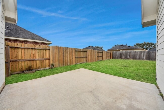 Building Photo - 1722 Lansing Cove Dr