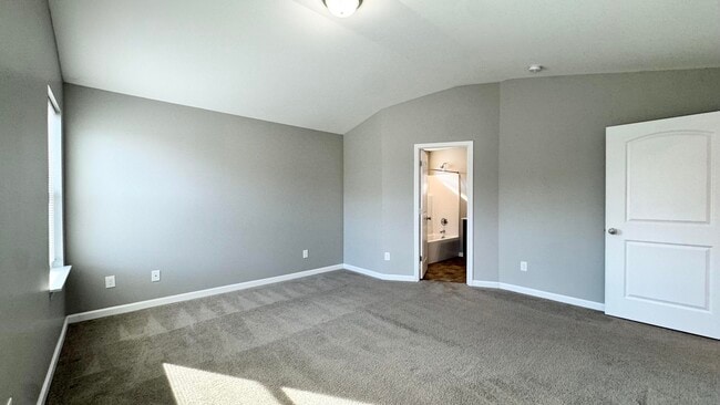 Building Photo - 2492 Feathersound Wy