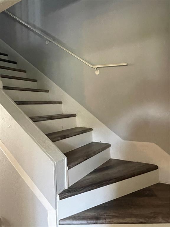 Building Photo - 8800 Bardmoor Blvd