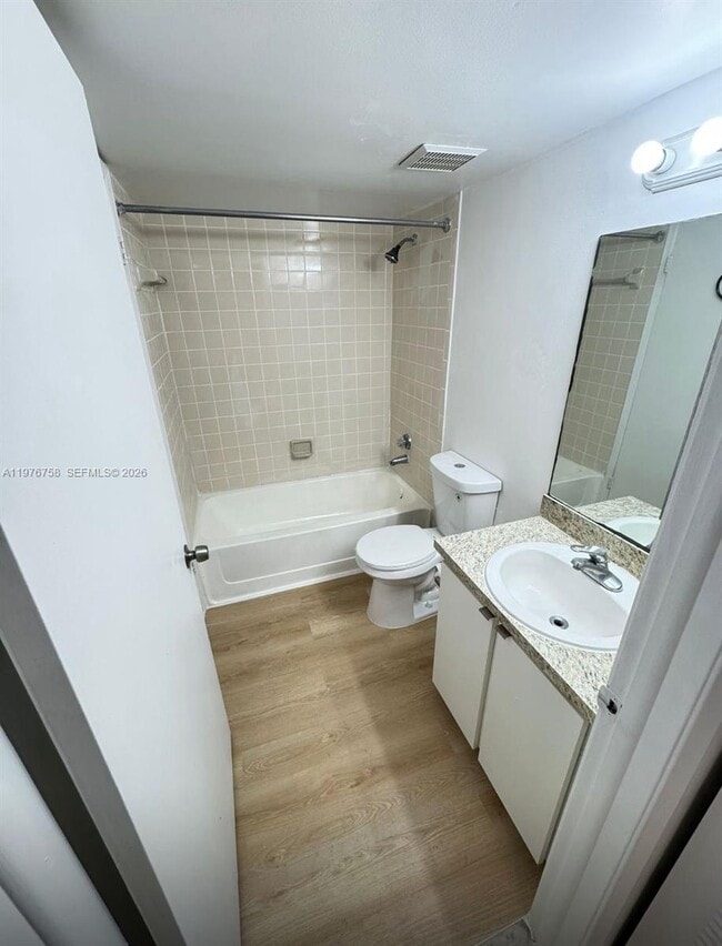 Building Photo - 9878 Nob Hill Ln