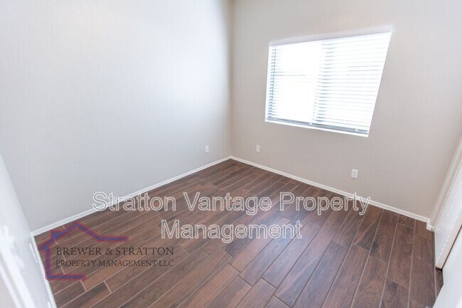 Building Photo - 3533 W Sousa Ct